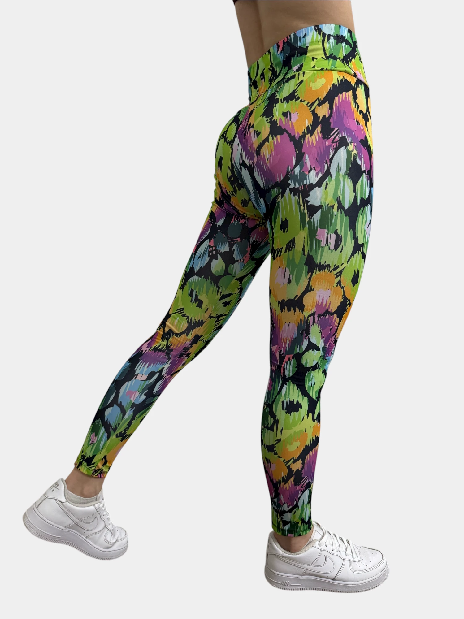 Likra helanke sa uzorkom