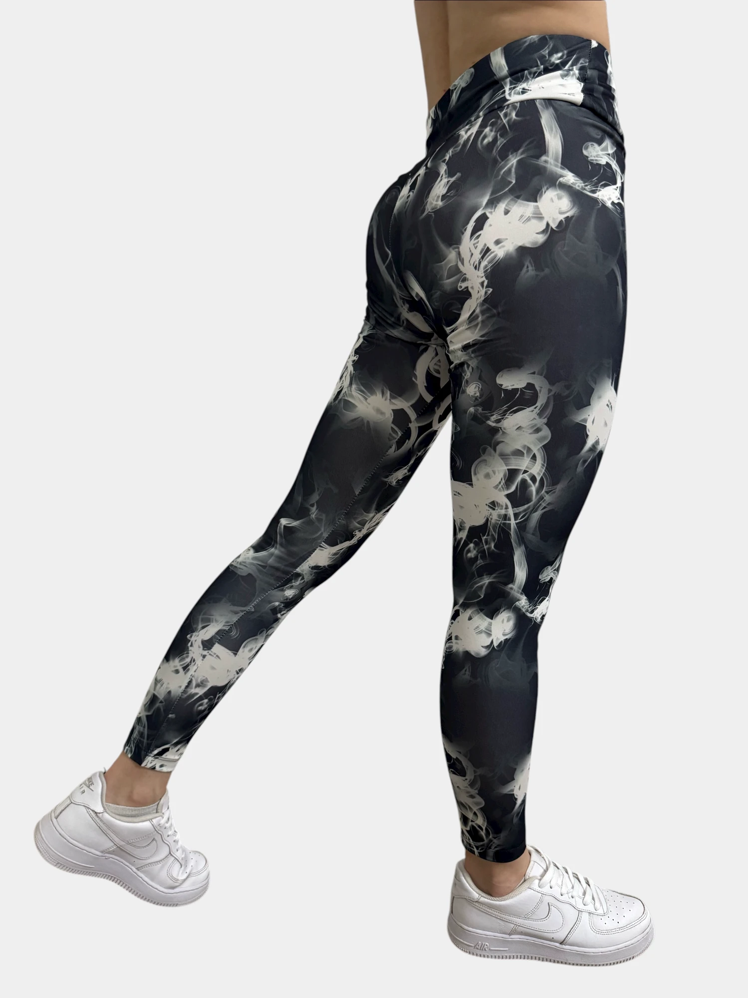 Likra helanke sa uzorkom