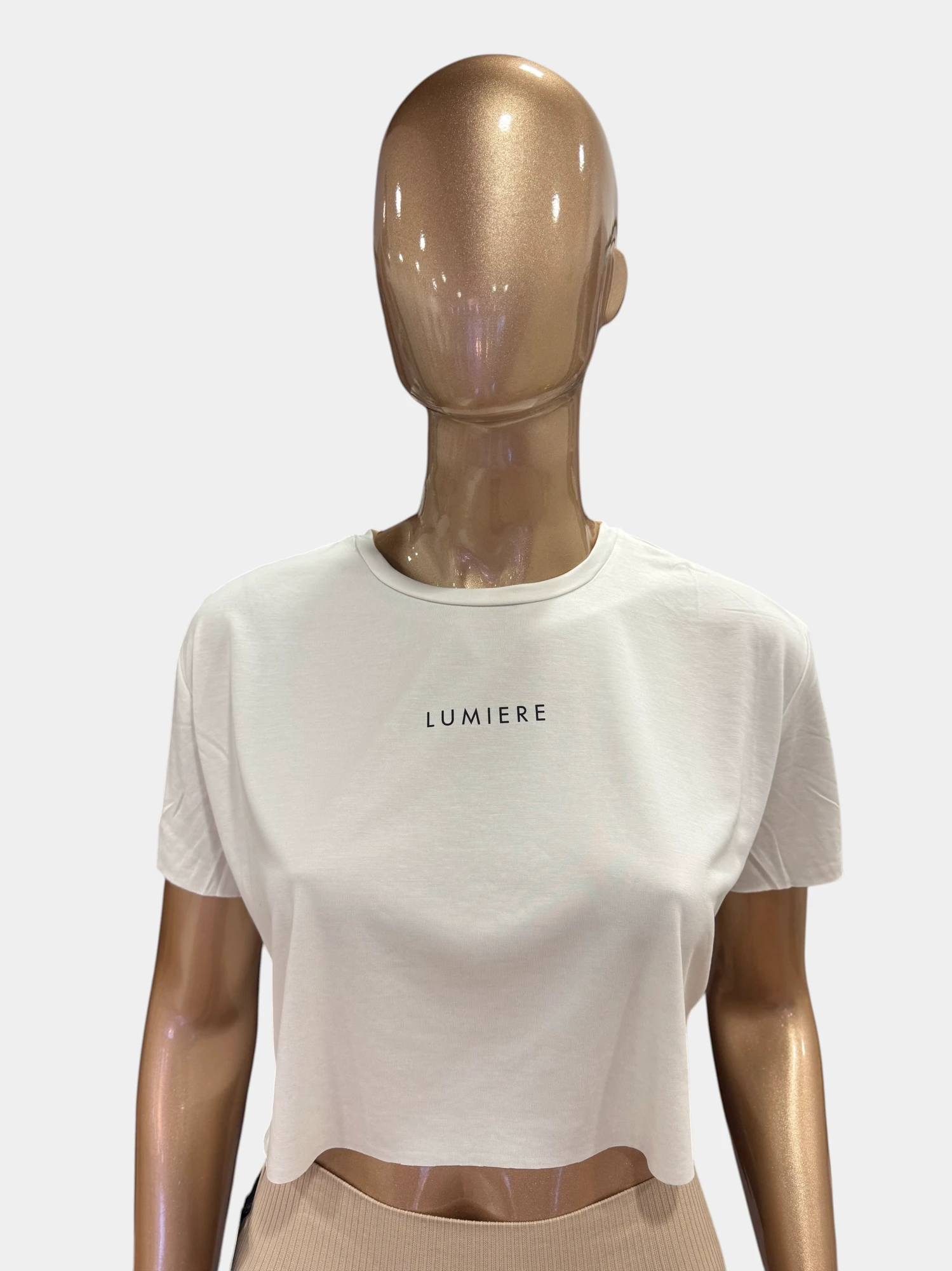 Majica s natpisom crop