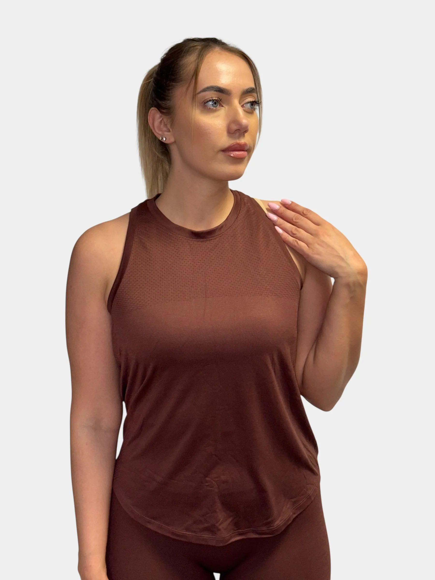 Atlet-majica-chocolate Atlet Majica